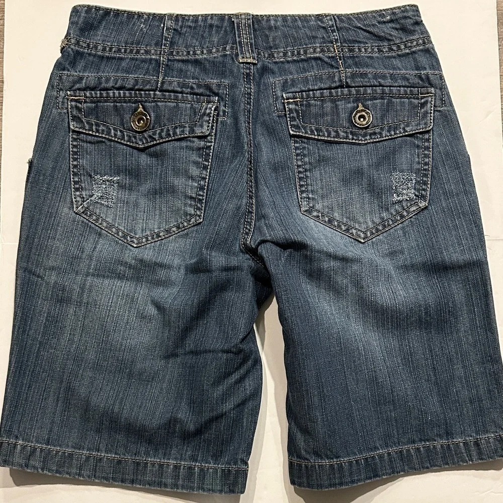 Natural Reflections distressed Blue Denim cargo Bermuda long Jean Shorts size 2